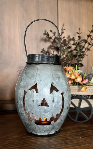 MRS. JACK O' LANTERN